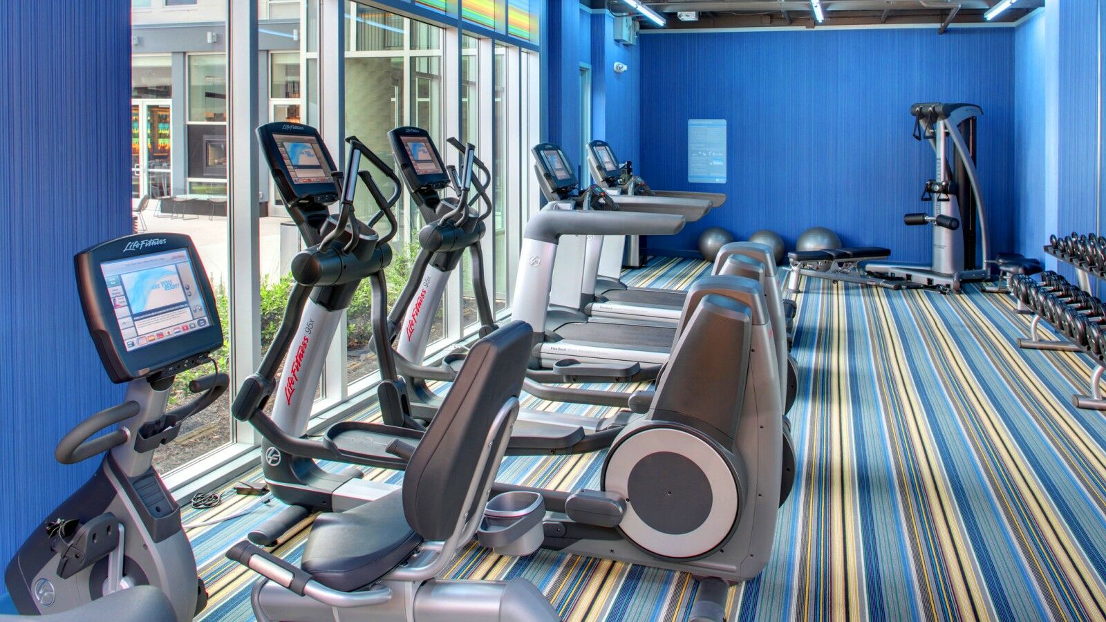 Aloft Airport Hotel