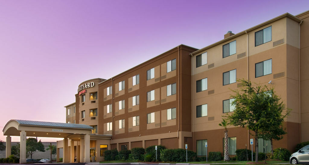 Courtyard By Marriott Seaworld/lackland Hotel 3*