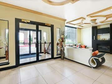 Hotel Surestay By Western Airport San Antonio