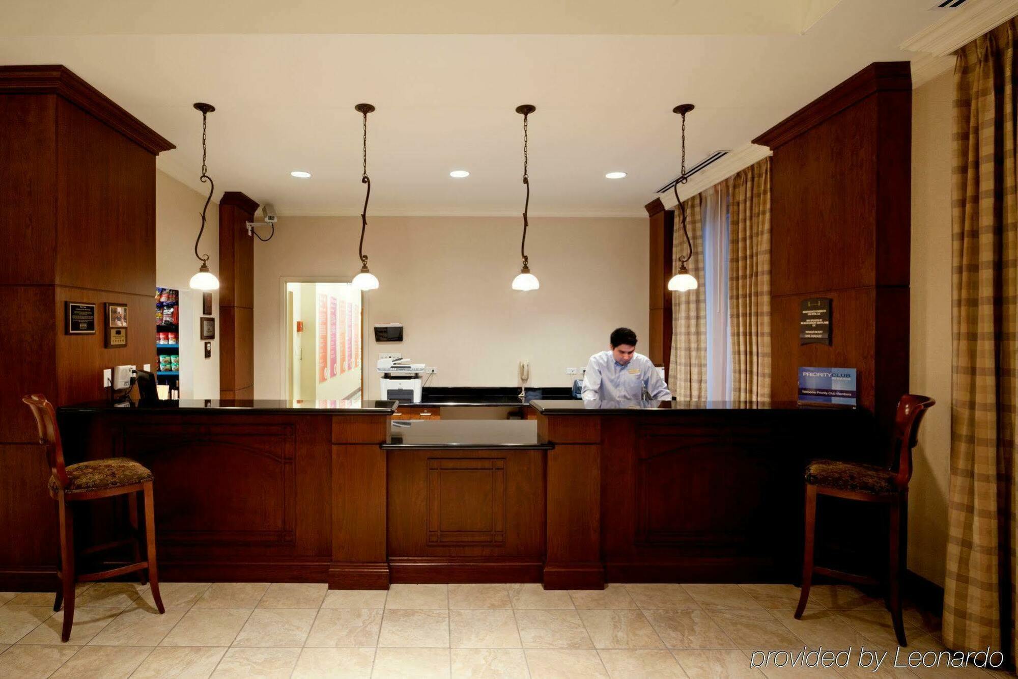 Staybridge Downtown Convention Center By Ihg Hotel 3*