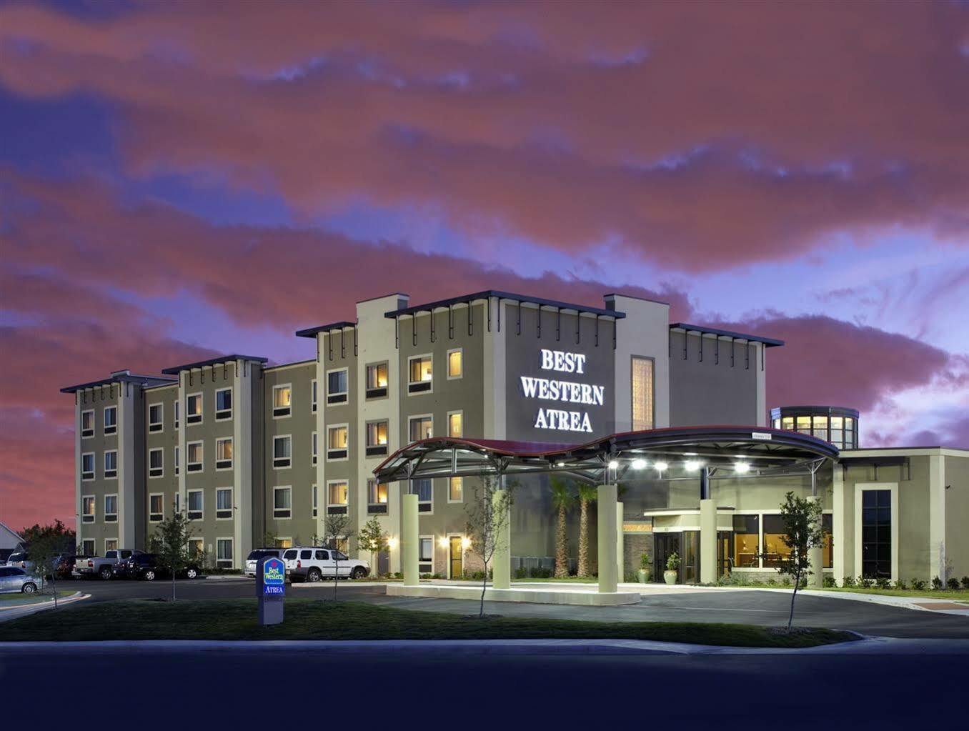 Western Lackland And Suites. Hotel