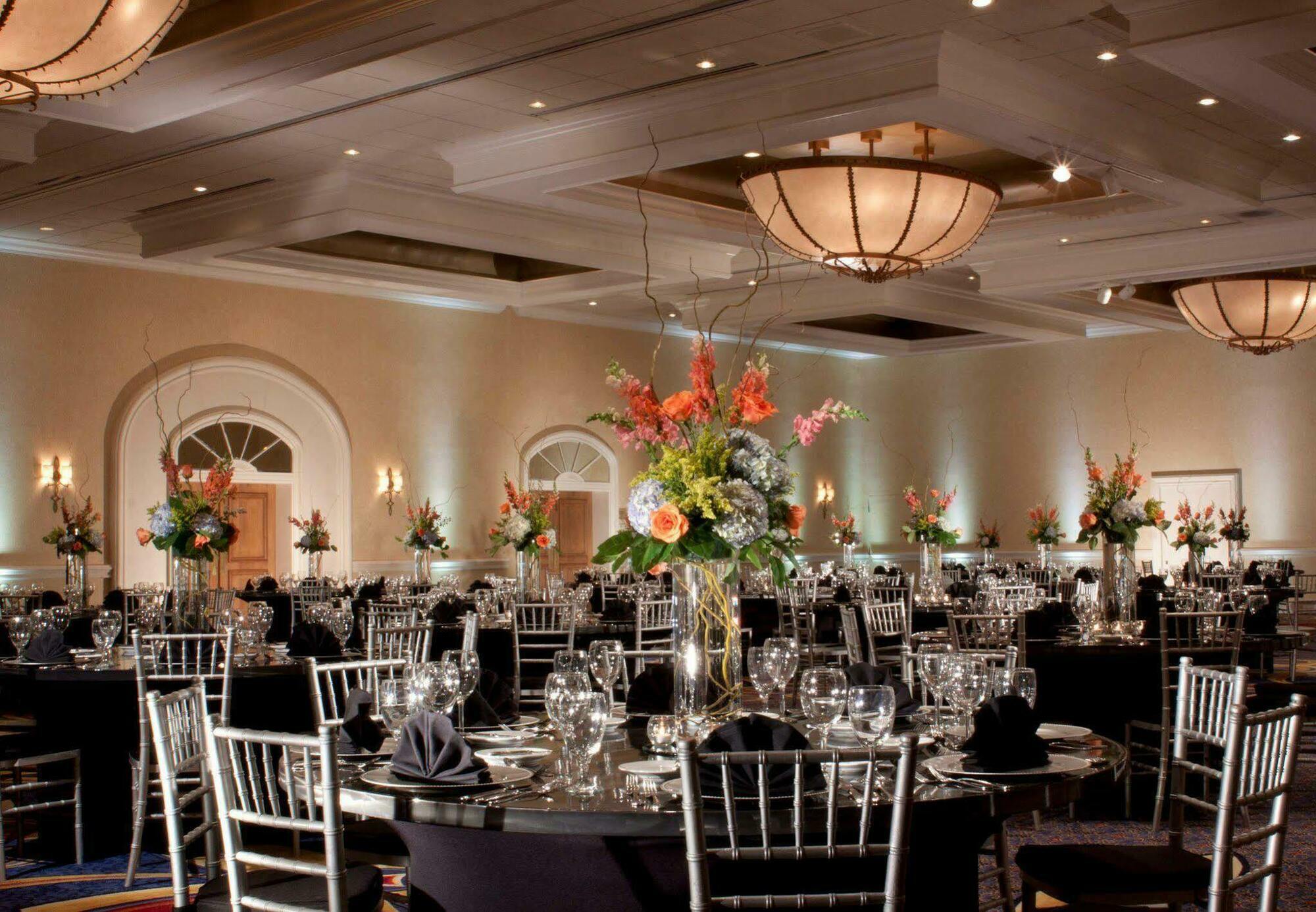 Marriott Plaza Hotel 4*