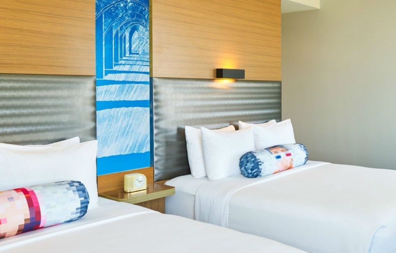 Aloft Airport San Antonio