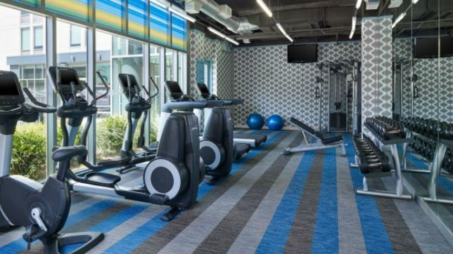 Aloft Airport Hotel