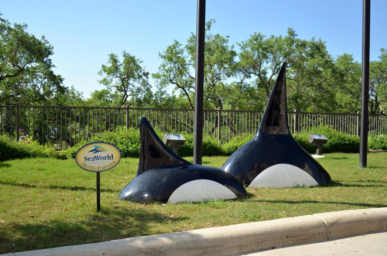 Staybridge Sea World By Ihg Hotel San Antonio