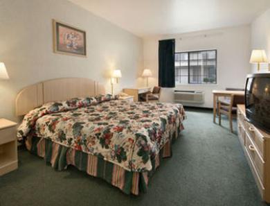 Surestay By Western Airport