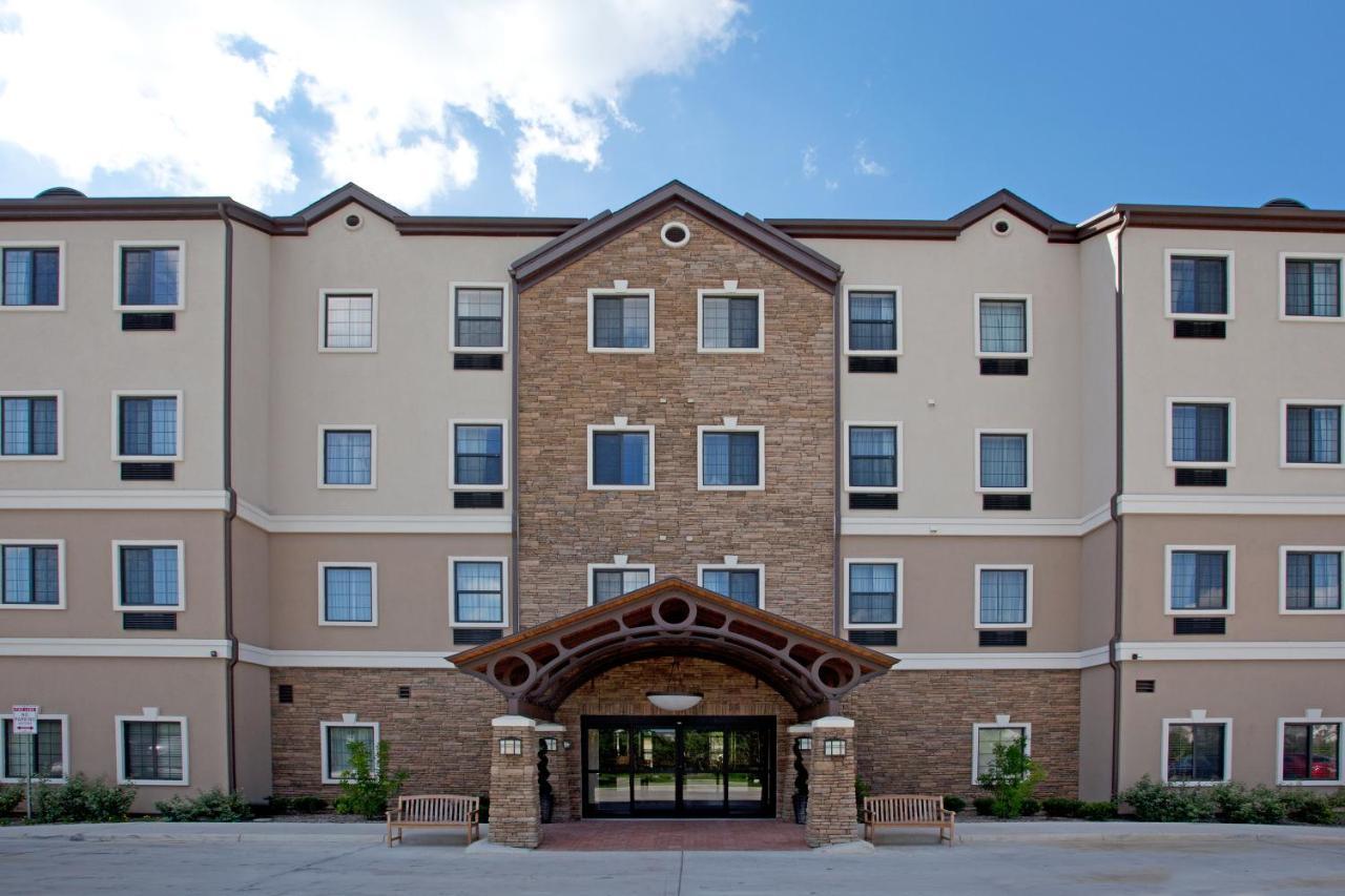 Staybridge Sea World By Ihg Hotel