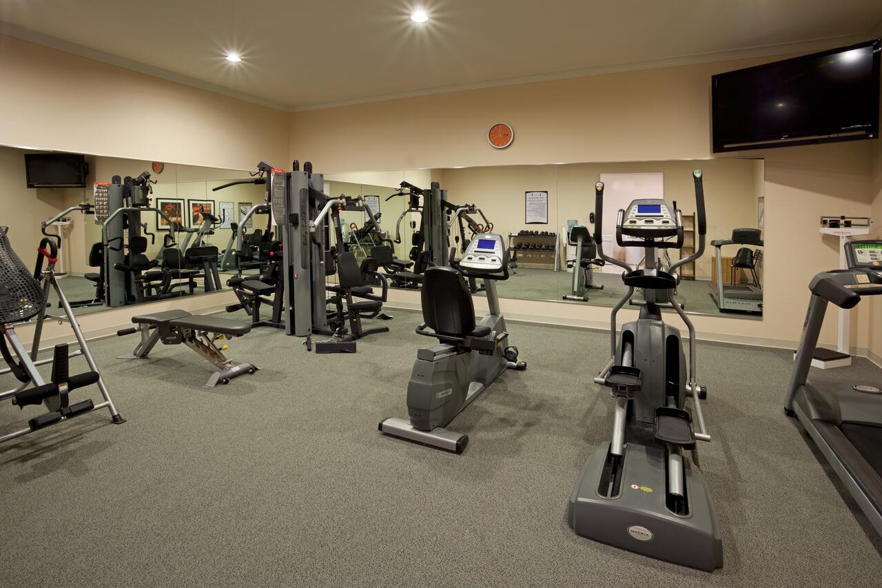 Staybridge Sea World By Ihg Hotel 3*