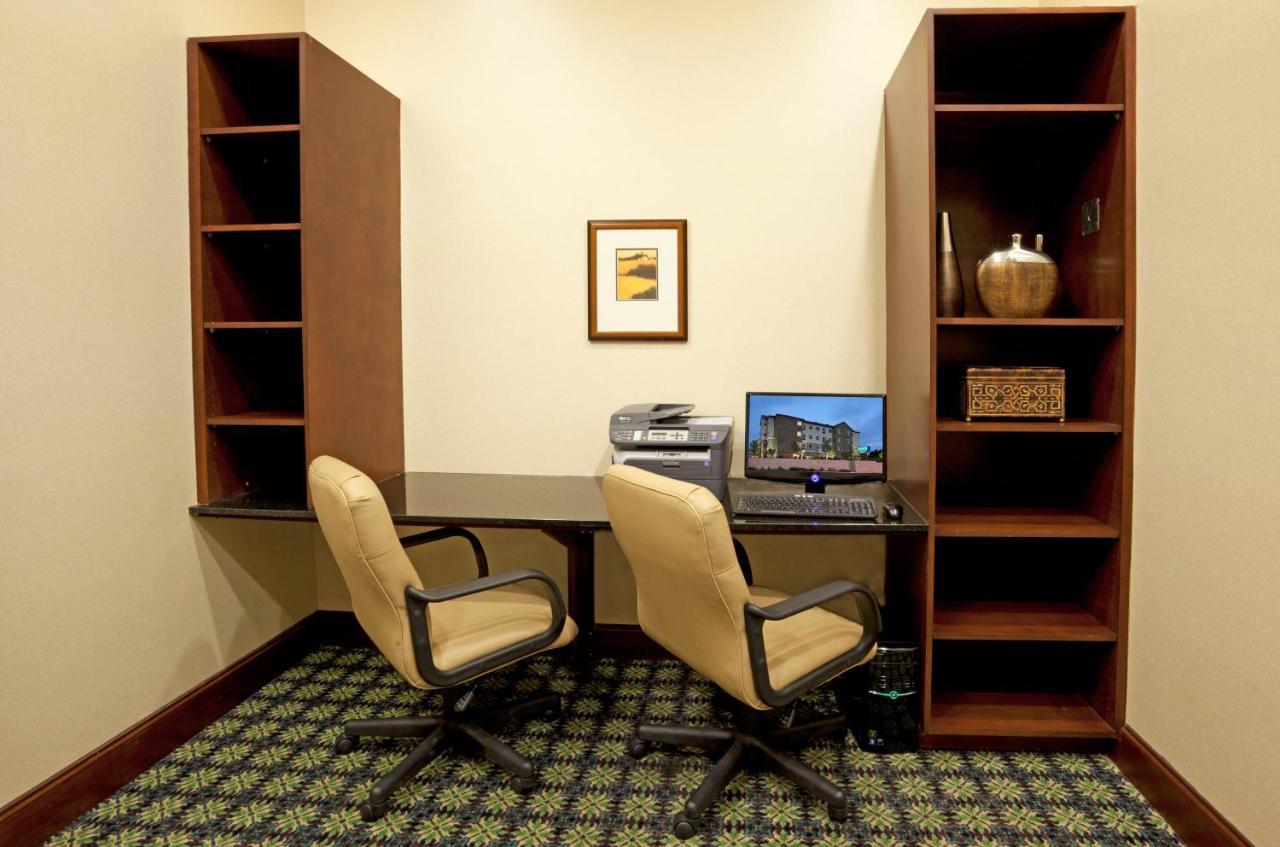Staybridge Sea World By Ihg Hotel 3*