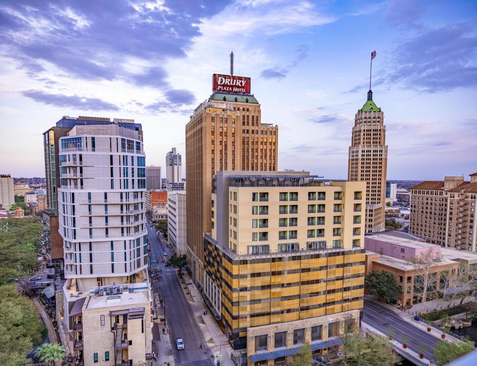 Top Hotels in Downtown - Riverwalk San Antonio