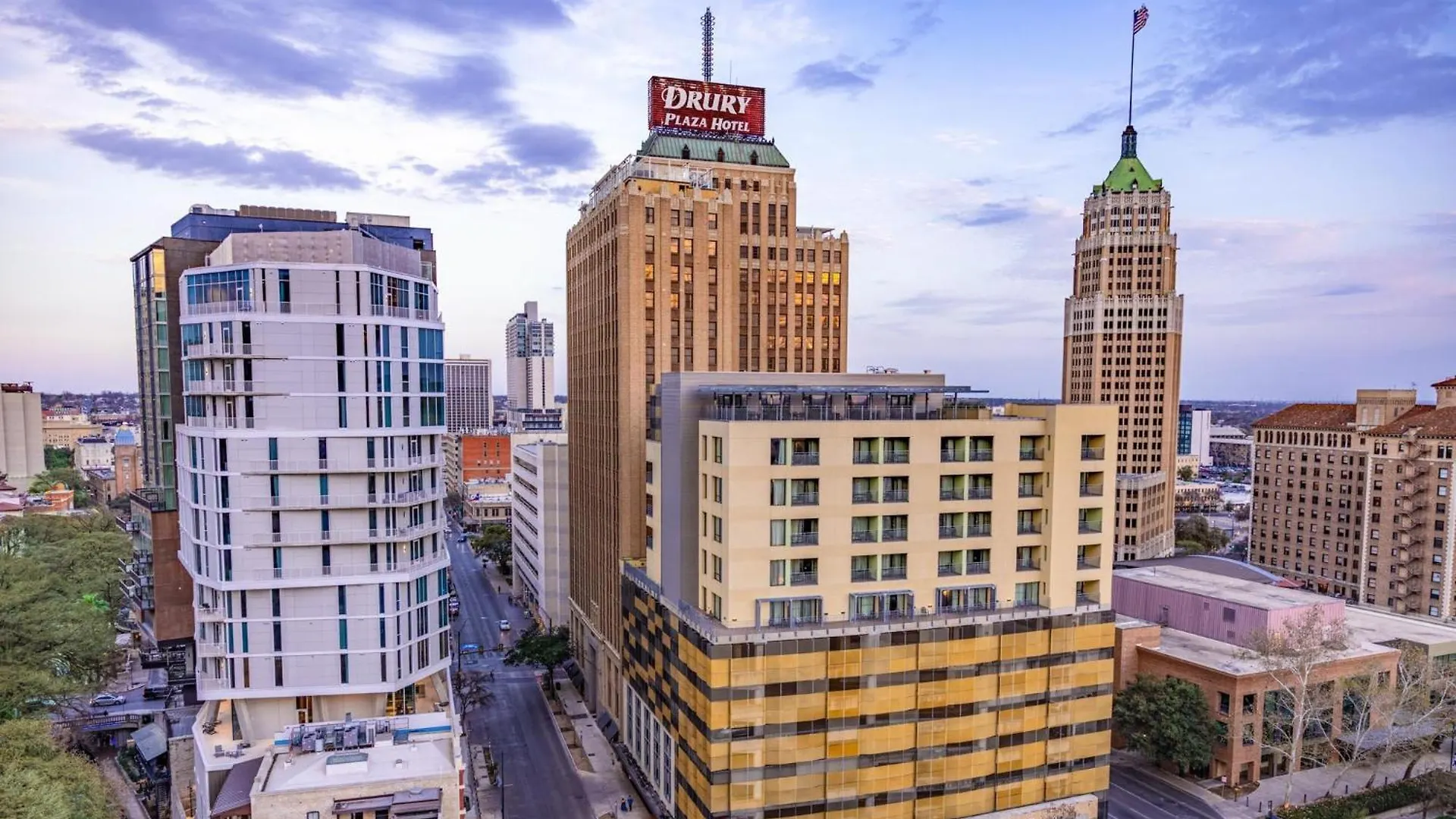 Top Hotels in Downtown - Riverwalk San Antonio